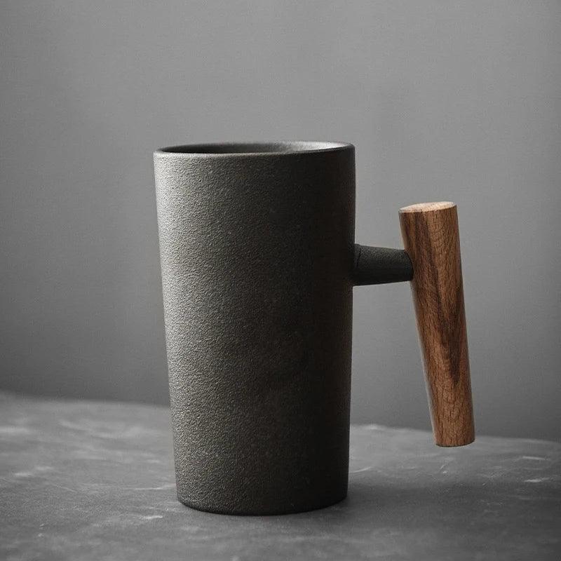 Keramische Mok met Houten Handvat – Handgemaakt – Uniek Design – Voor Koffie of Thee