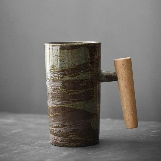 Keramische Mok met Houten Handvat – Handgemaakt – Uniek Design – Voor Koffie of Thee