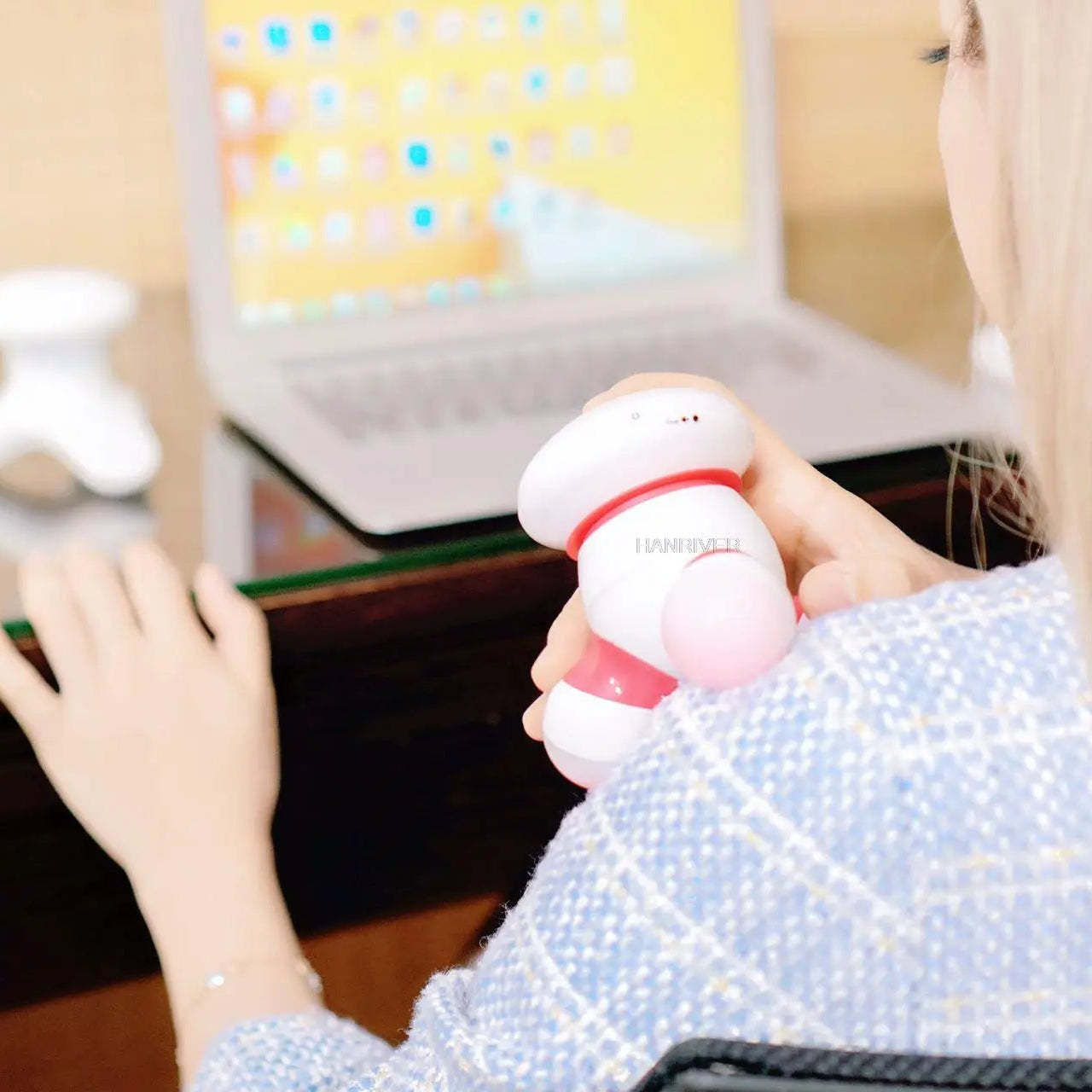 Mini Massager – Verstelbare Intensiteit – Draagbaar – Voor Spierontspanning