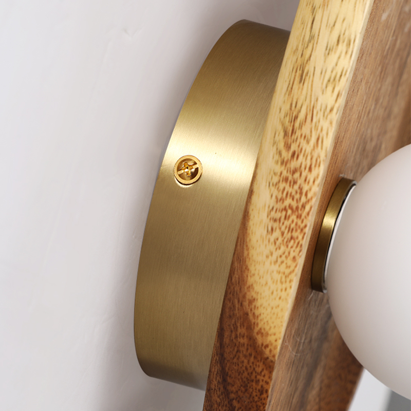 Wandlamp – Houten basis – Witte bol – Modern design voor woonkamer