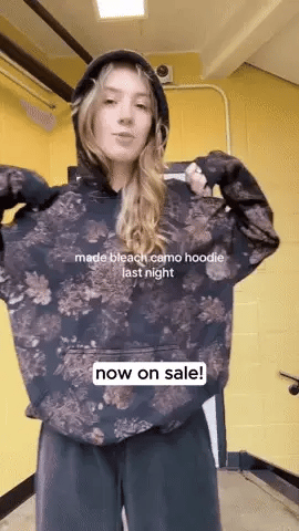 Oversized Hoodie – Bladeren print – Zachte stof