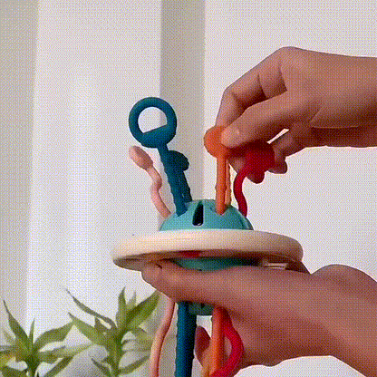 Interactief Fidget Speelgoed – Kleurrijke Draden en Ringen – Voor Baby’s en Peuters