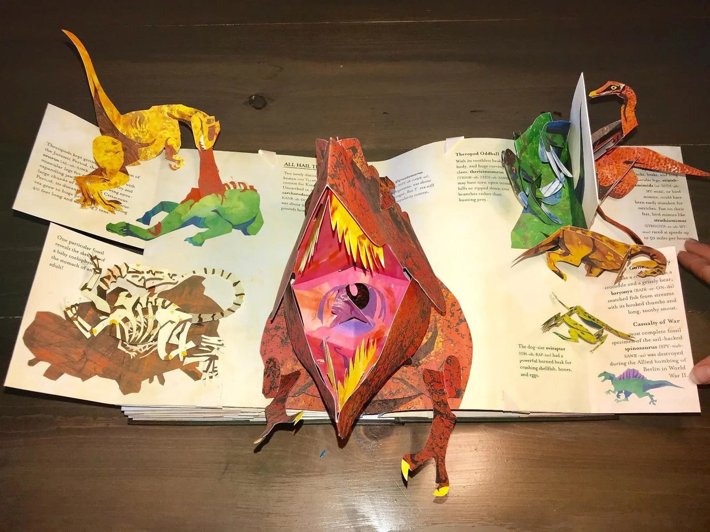 Pop-up boek – dinosaurussen – 3D illustraties – voor kinderen