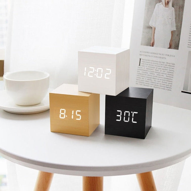 Digitale Klok – Houten Kubus – Minimalistisch Design – Voor Slaapkamer en Bureau