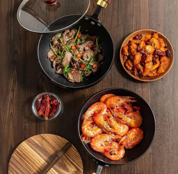 Wokpan met Houten Handvat – Duurzaam en Stijlvol – Voor Koken en Roerbakken