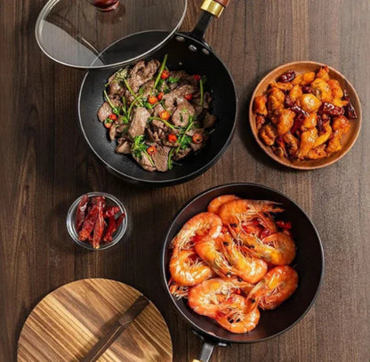 Wokpan met Houten Handvat – Duurzaam en Stijlvol – Voor Koken en Roerbakken