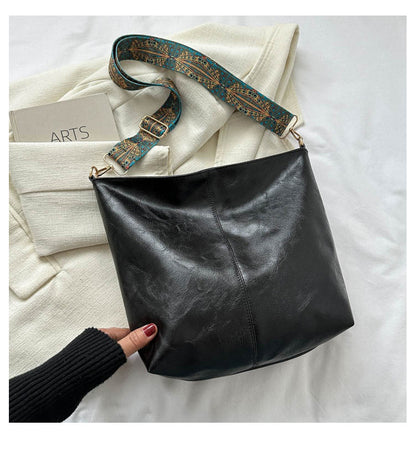 Schoudertas – Verstelbare Schouderriem – Gedetailleerd Ontwerp – Voor Dames